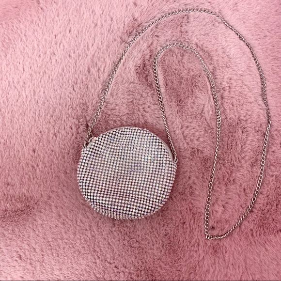 Urban Outfitters Handbags - Silver Sparkly Circle Bag